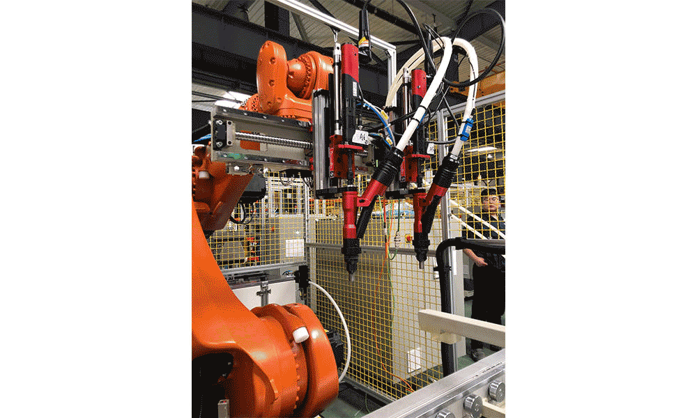 電気駆動モーターの組み立てとテストライン