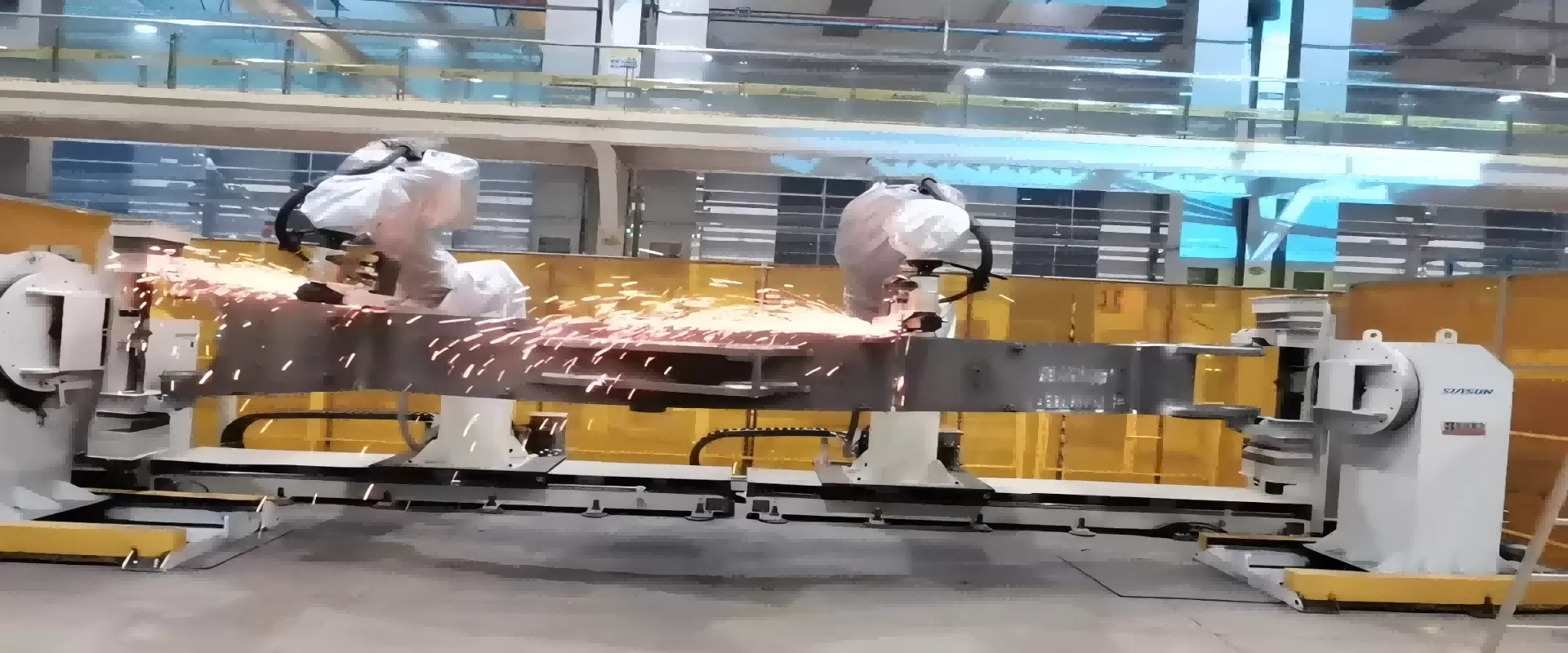 中厚板焊缝打磨工作站