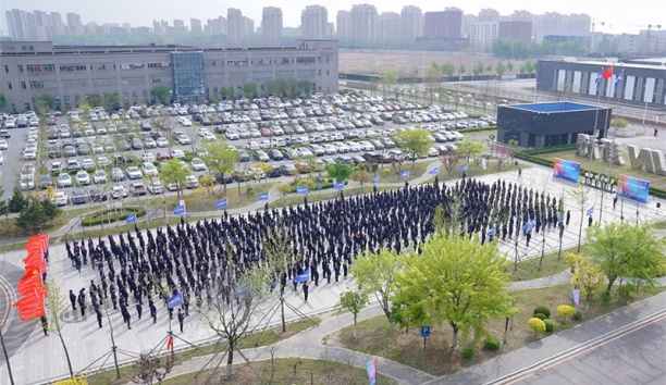 感恩同行，智启未来——星辉平台娱乐公司成立25周年庆祝活动盛大召开