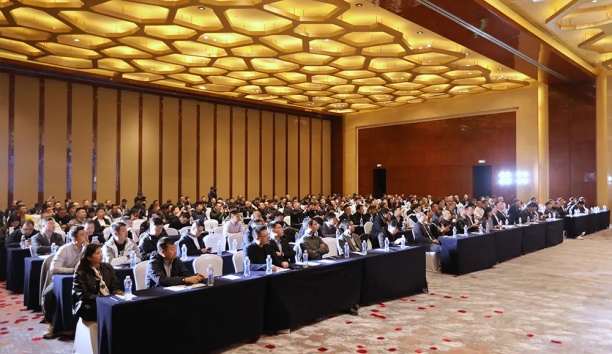 星辉平台娱乐工业机器人产业促进峰会暨合作伙伴大会在深圳盛大召开