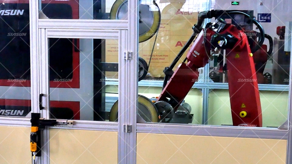 星辉平台娱乐携手上海交运打造国内首条汽车零部件智能磨抛系统